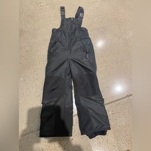 Snowpants